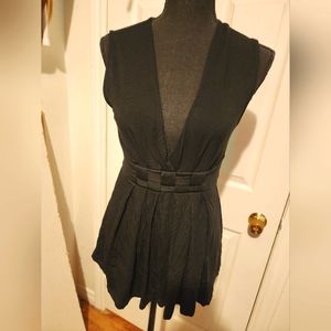 Tristan, Black sleeveless top, Small